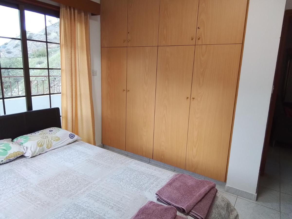 Kampi Double Storey House In The Village Никосия Экстерьер фото