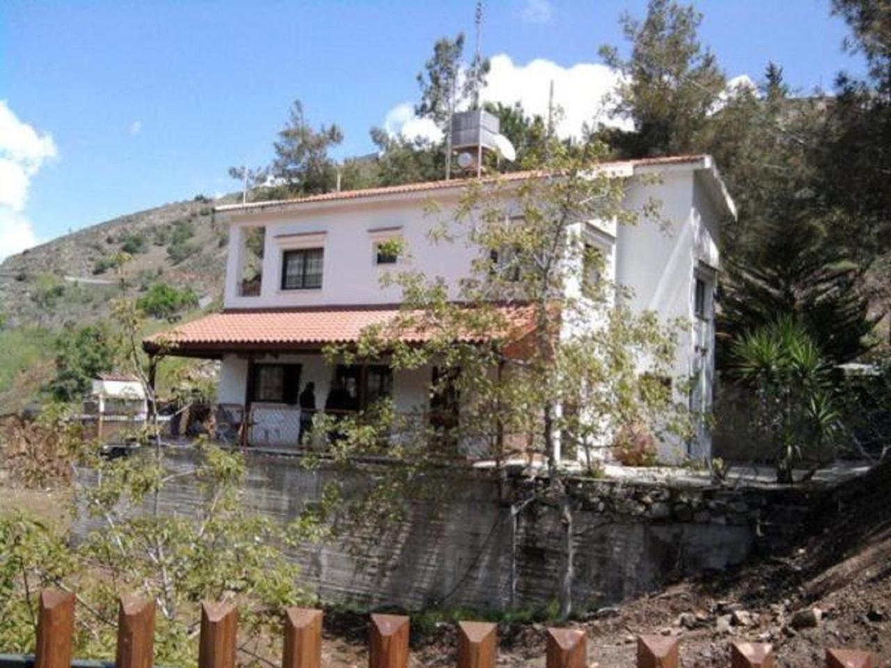 Kampi Double Storey House In The Village Никосия Экстерьер фото